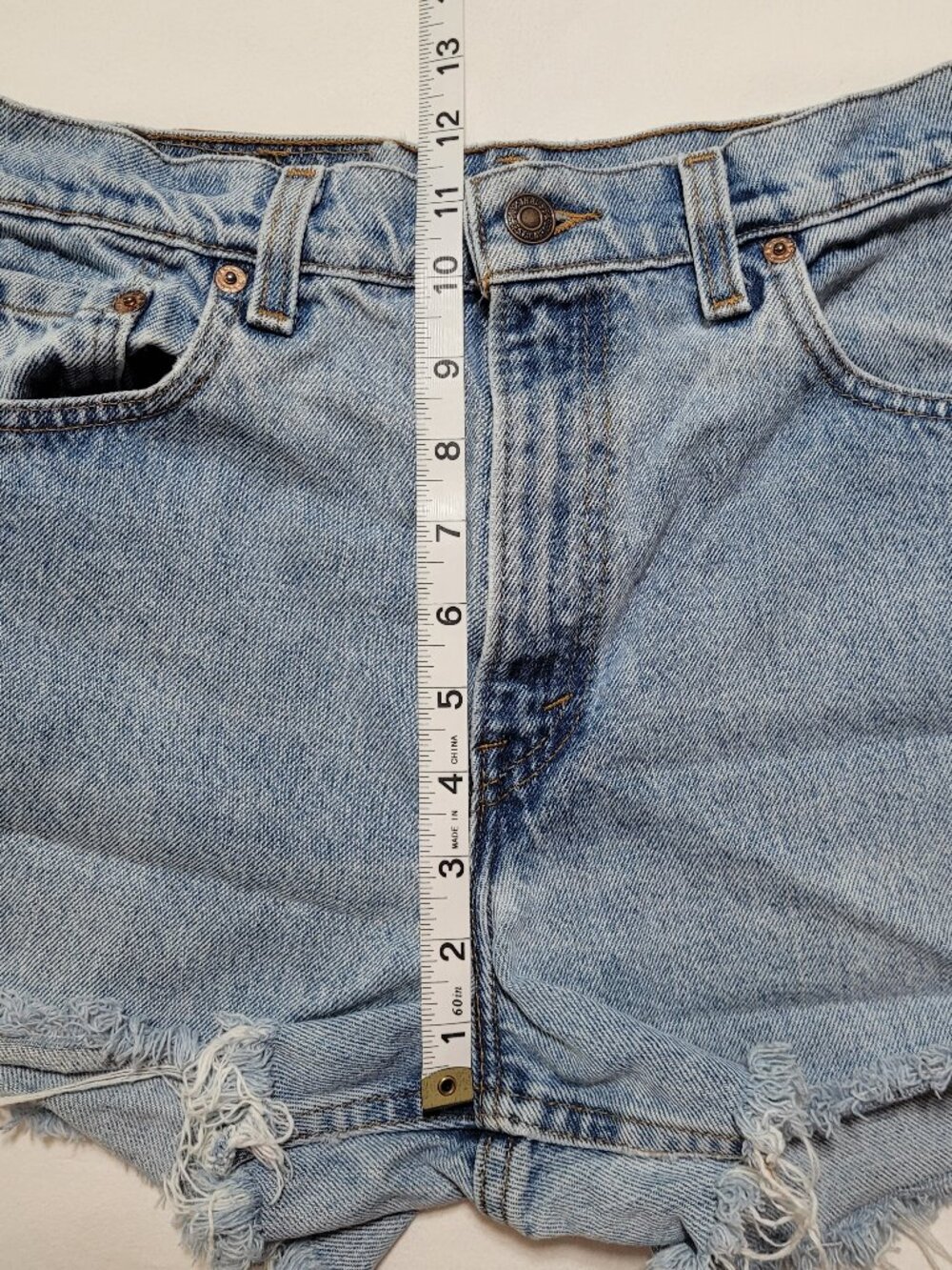 Vintage Levi's 550 Shorts 90s High Waisted Relaxed Fit Denim Sz 8 Indie Sleaze - Picture 5 of 9